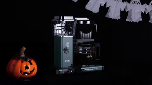 Creepy coffee cocktails for a spooky Halloween